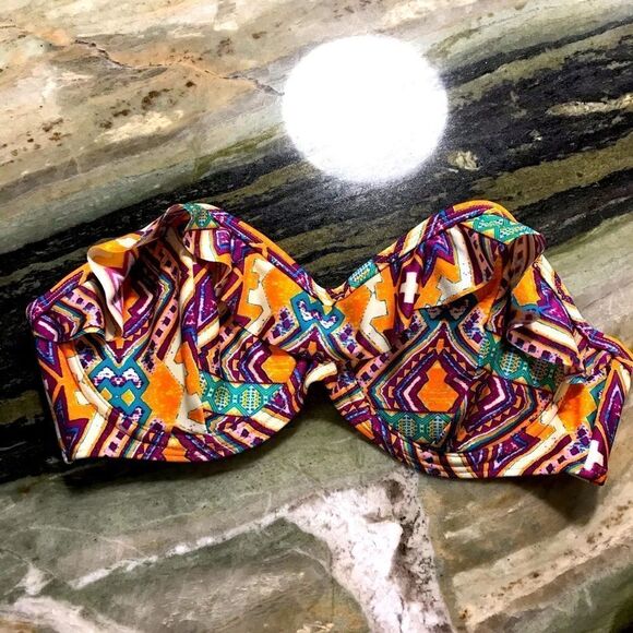 Revolve MINKPINK ruffled bikini - Picture 2 of 7